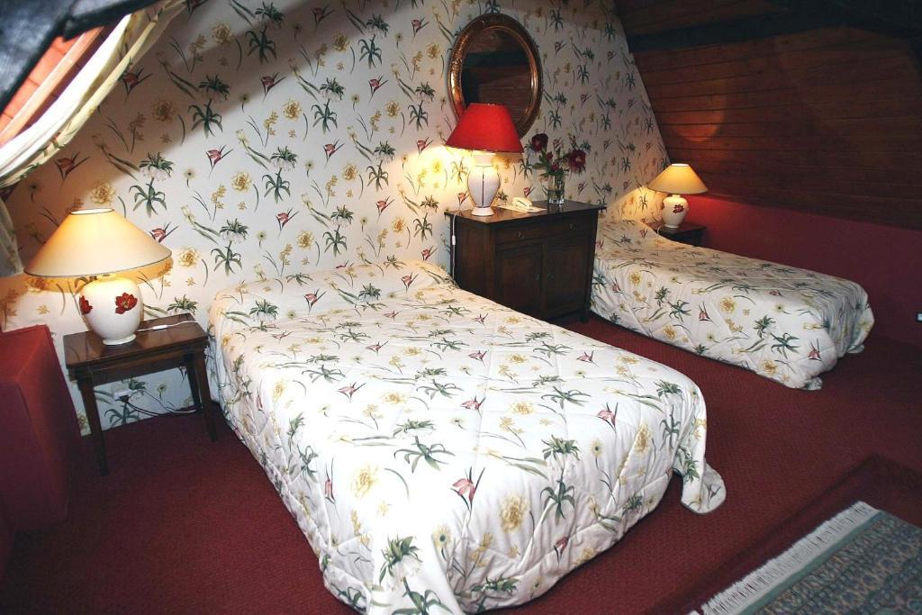 Auberge Du Bon Fermier Valenciennes Exteriör bild