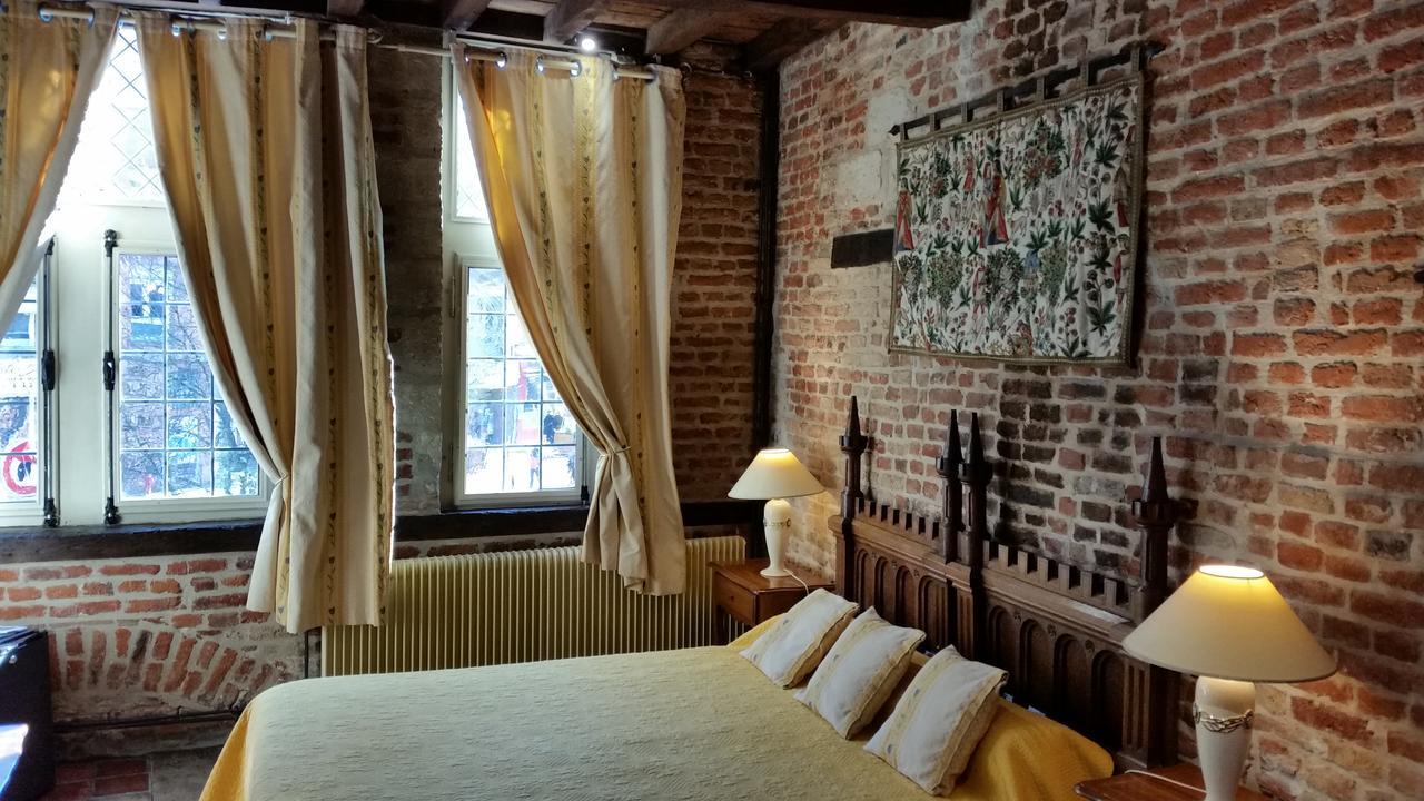 Auberge Du Bon Fermier Valenciennes Exteriör bild